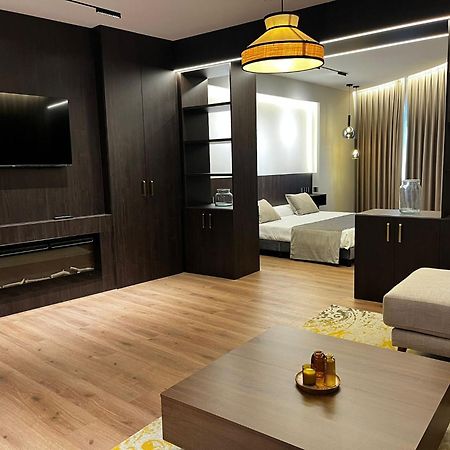 Hotel Reyes Ziries Albolote Bagian luar foto