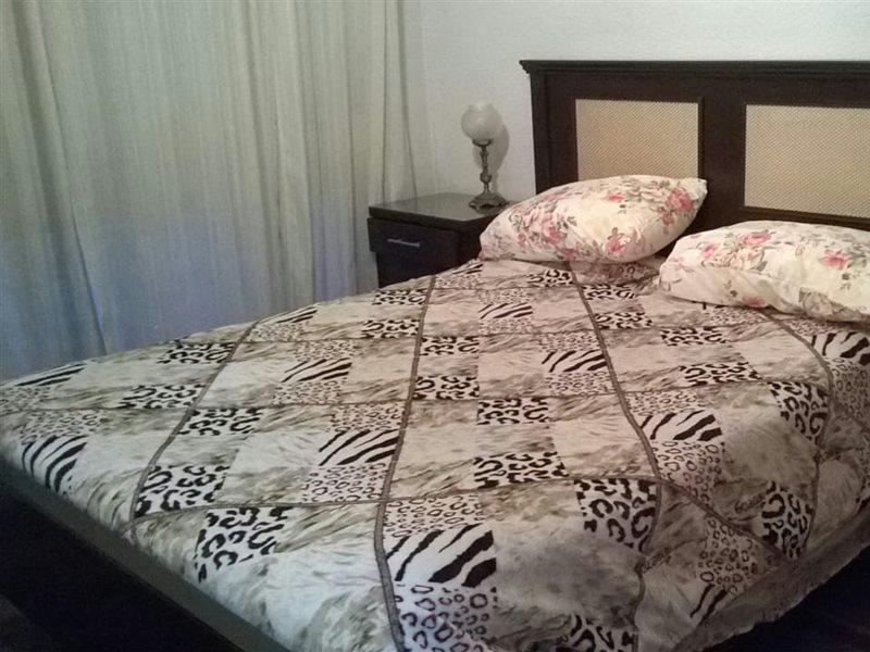 Hotel Reyes Ziries Albolote Bagian luar foto