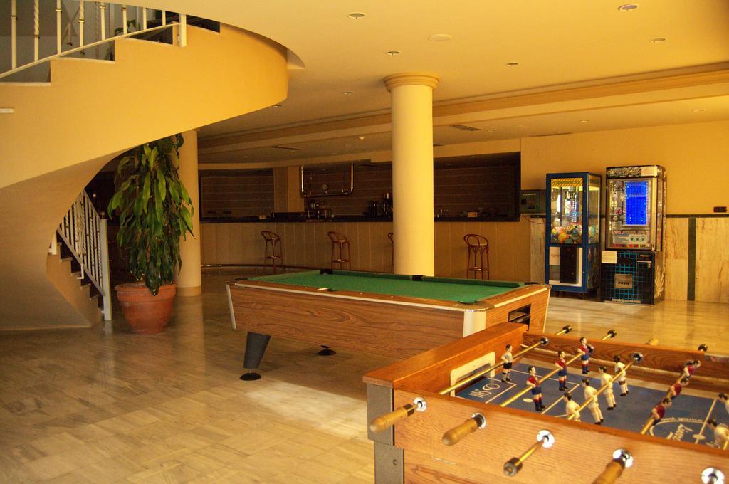 Hotel Reyes Ziries Albolote Bagian luar foto