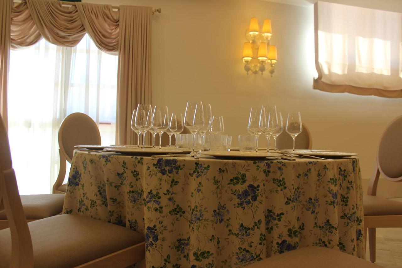 Hotel Reyes Ziries Albolote Bagian luar foto