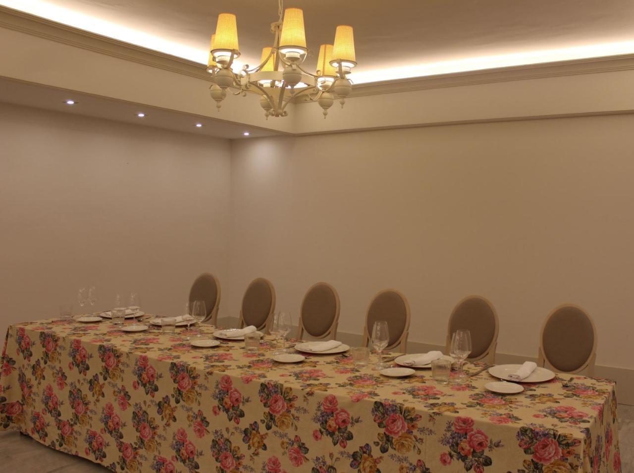 Hotel Reyes Ziries Albolote Bagian luar foto